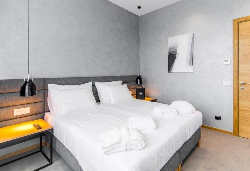 سوئیت با وان آب گرم, Korpa Deli Rooms