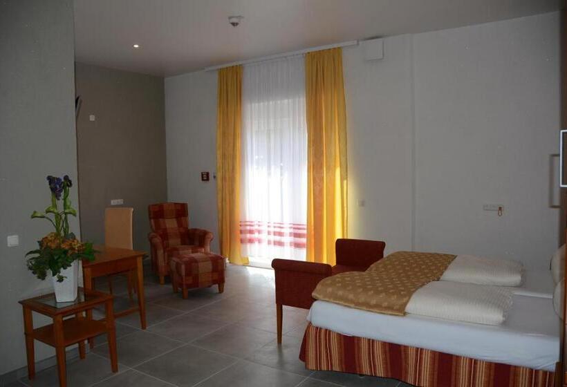 침실 1개 디럭스 아파트, Alpina Home