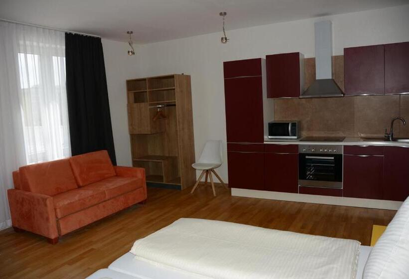 إستوديو قياسى, Alpina Home