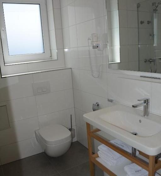 침실 1개 디럭스 아파트, Alpina Home