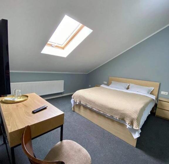 اتاق اکونومی, Marco Polo, Cahul