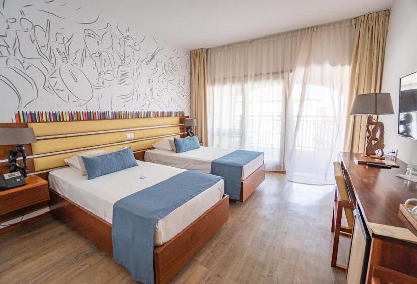 اتاق استاندارد, Odjo D Agua