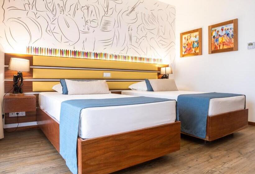 اتاق استاندارد, Odjo D Agua