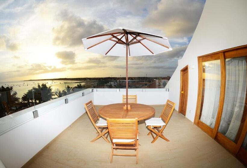 سوییت با چشمانداز دریا, Odjo D Agua