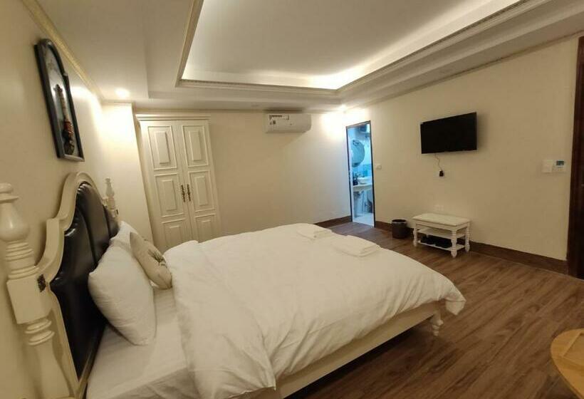 Chambre Standard Lit King Size, Bonjour Sa Pa