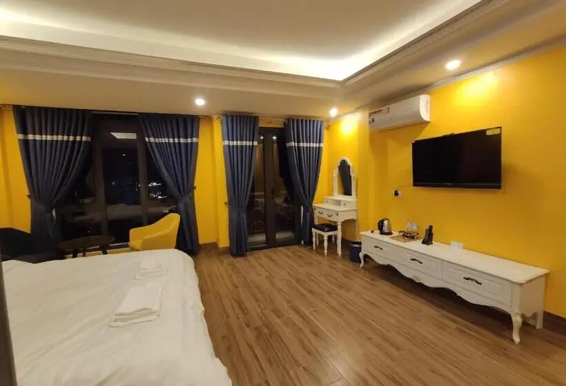 اتاق لوکس با تخت بزرگ, Bonjour Sa Pa