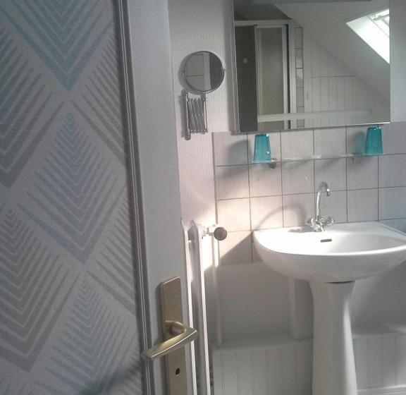 חדר סטנדרט, Logis Hôtel Le Cor D Argent