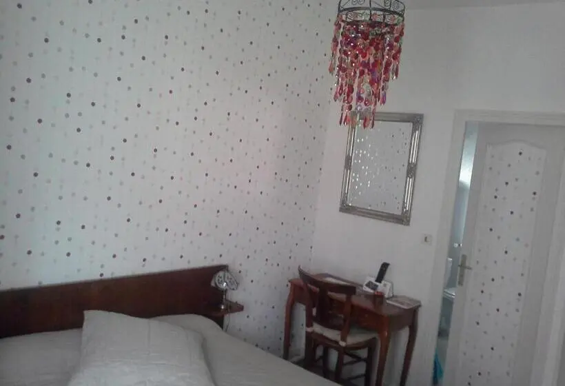 スタンダードルーム, Logis Hôtel Le Cor D Argent