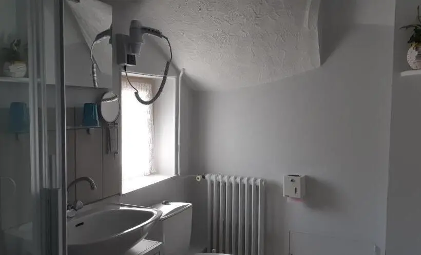 スタンダードルーム, Logis Hôtel Le Cor D Argent