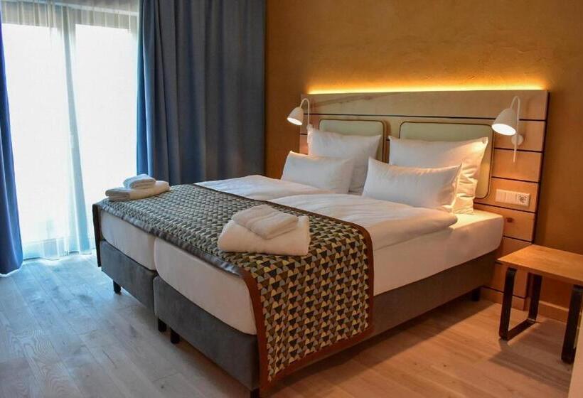 Номер Deluxe, Walhalla Hotel Regensburg Hoeferer 4 Sterne Superior