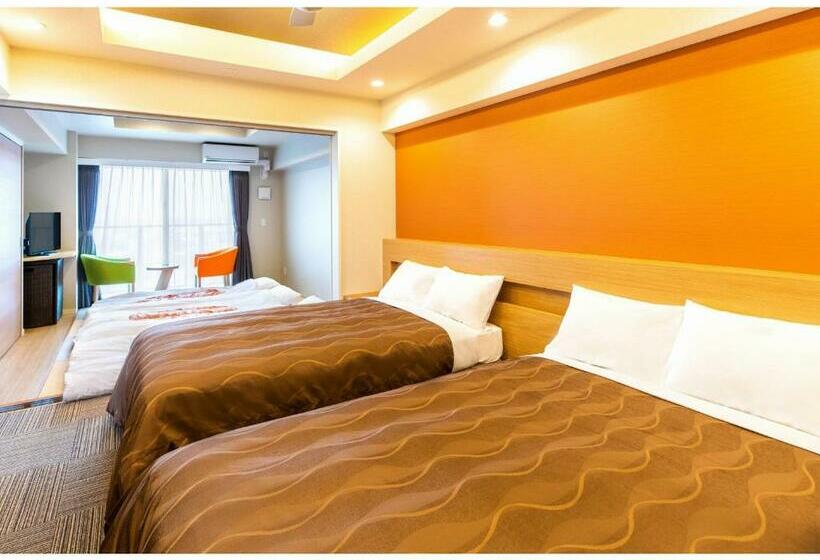 غرفة إقتصادية عائلية, Yenns Marina Inn Mercy