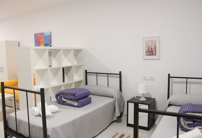 חדר סטודיו סטנדרד, Centro Cristo Rey