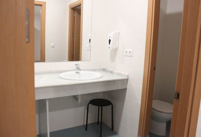 חדר סטנדרט לארבעה, Centro Cristo Rey