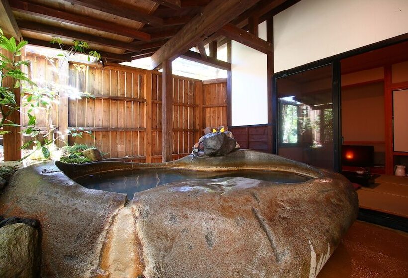 חדר אקונומי, Yamakawa Zenzo