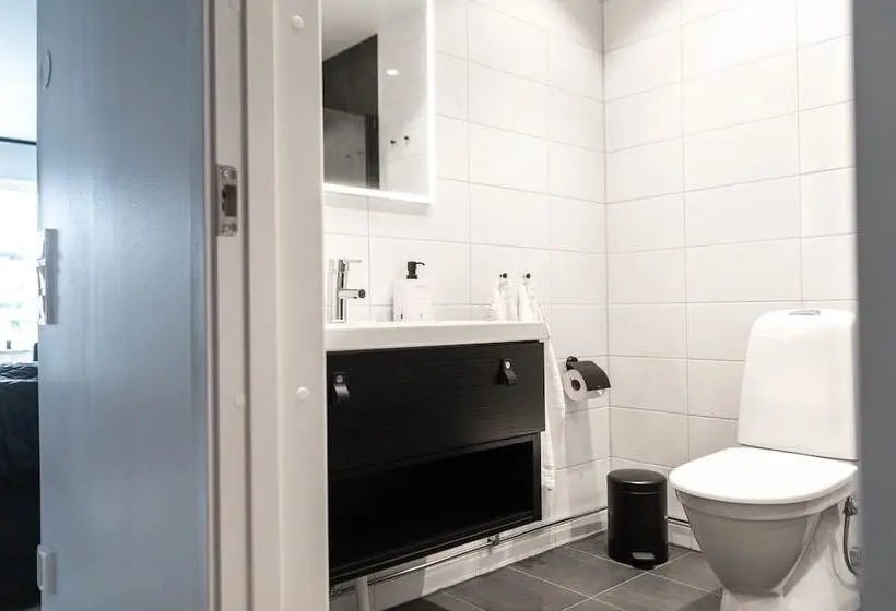 استودیوی استاندارد, Sky Hotel City Apartments