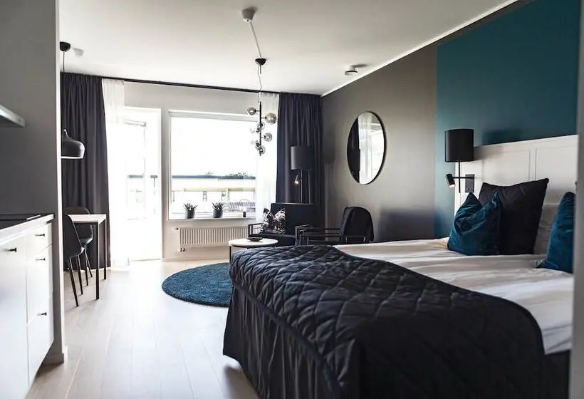استودیوی استاندارد, Sky Hotel City Apartments