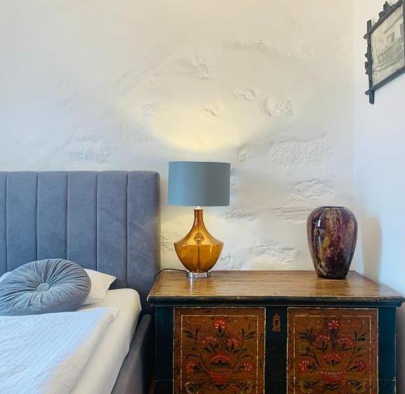 Standard room with outdoor bath, Boutique Apartments U Rolanda, Mikulášské Náměstí