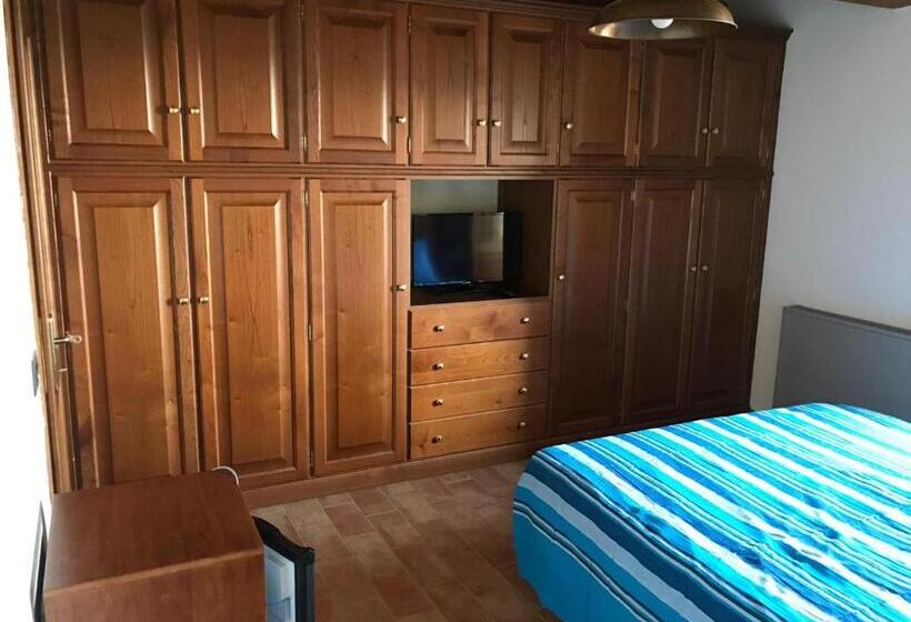 اتاق استاندارد با بالکن و چشمانداز دریا, Bellavista Prile