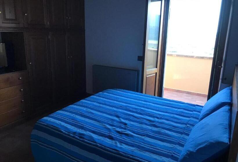 اتاق استاندارد با بالکن و چشمانداز دریا, Bellavista Prile