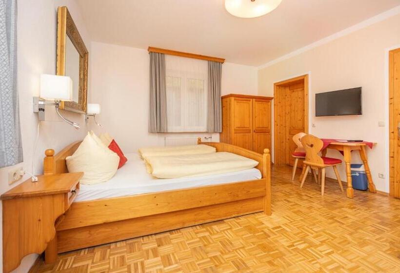 Семейный Номер, Gästehaus Kochelsee