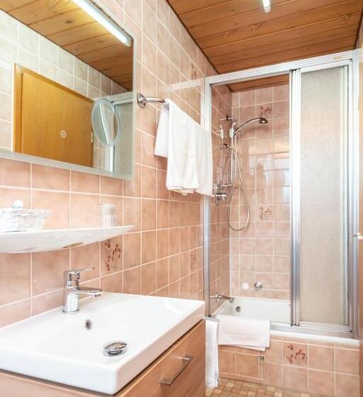 Апартаменты 1 Спальня, Gästehaus Kochelsee