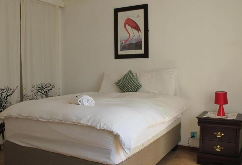 سوییت خانوادگی, Swinburn’s Rest