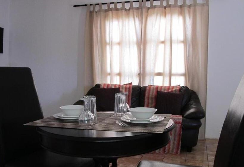 استودیوی استاندارد, Swinburn’s Rest