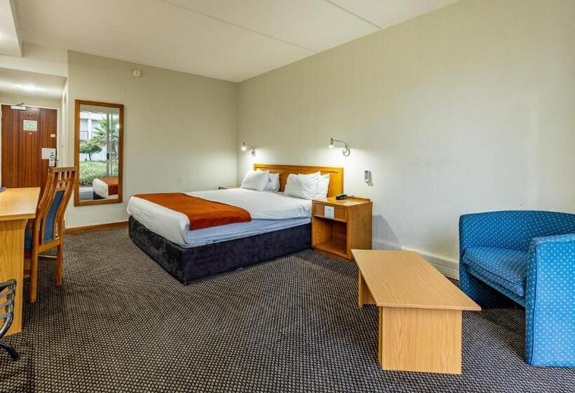 Номер Deluxe Кровать Кинг, African Sky Newcastle Inn