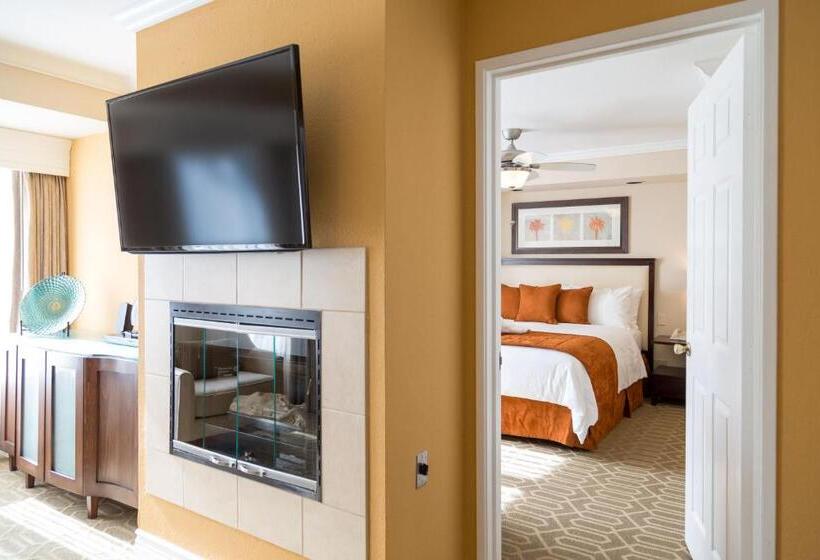 سوئیت 2 خوابه, Coronado Beach Resort