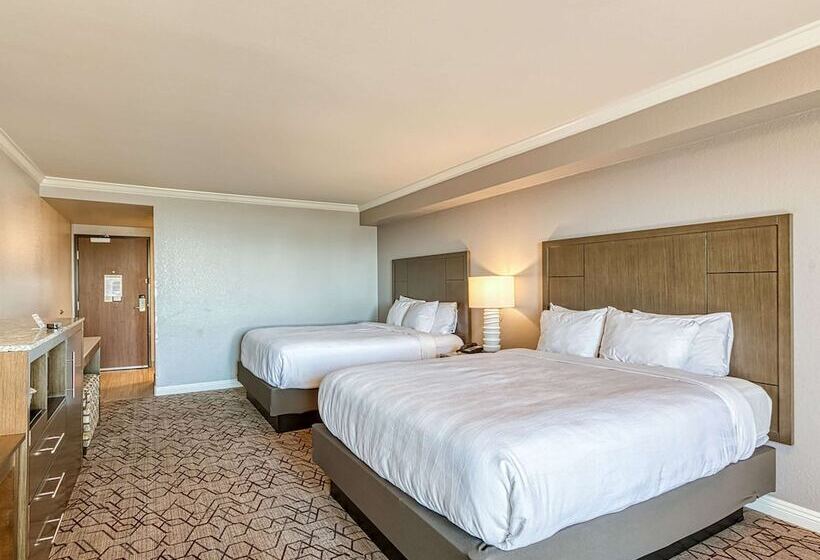 带2个双人床的标准工作室, Amanzi Hotel, Ascend Hotel Collection