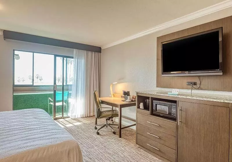 اتاق استاندارد با تخت بزرگ, Amanzi Hotel, Ascend Hotel Collection
