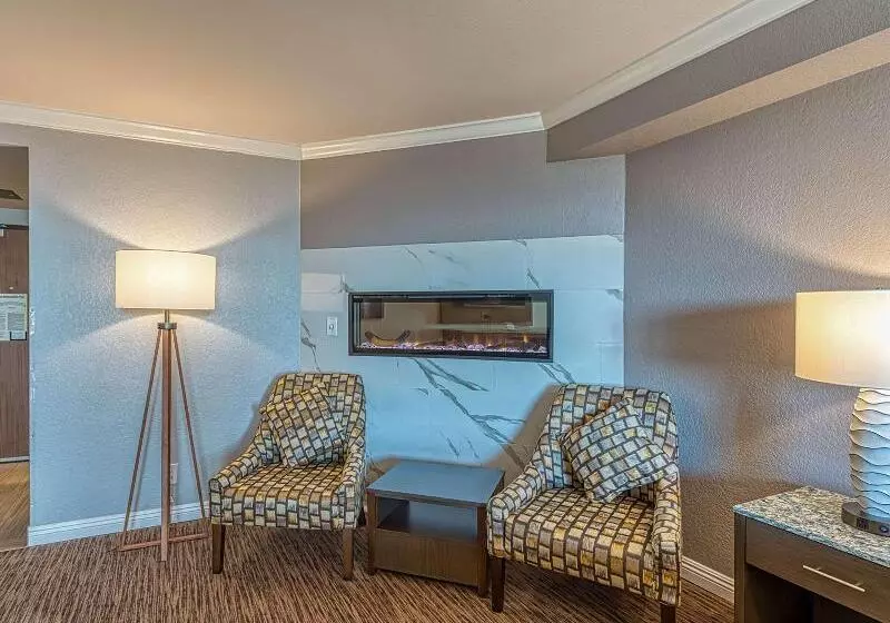 اتاق استاندارد با تخت بزرگ, Amanzi Hotel, Ascend Hotel Collection