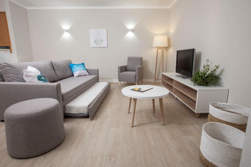 キングサイズベッドのスタンダードルーム, Comfort Inn Sedalia Station