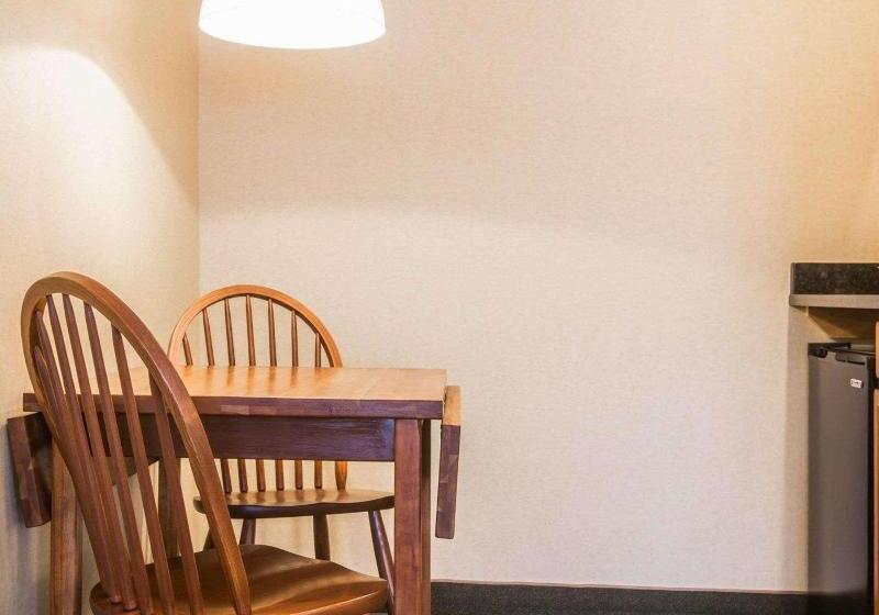 キングサイズベッドのスイートルーム, Comfort Inn & Suites Montpelierberlin