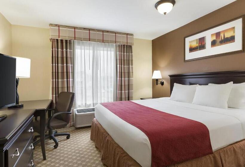 带大床的套房, Country Inn & Suites By Radisson, Asheville At Asheville Outlet Mall, Nc