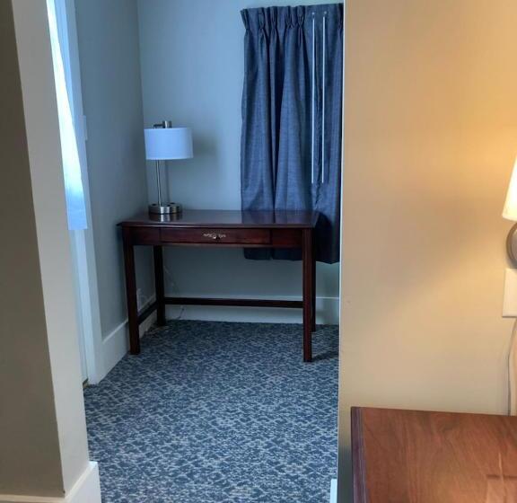 Номер Deluxe, Country Squire Inn And Suites