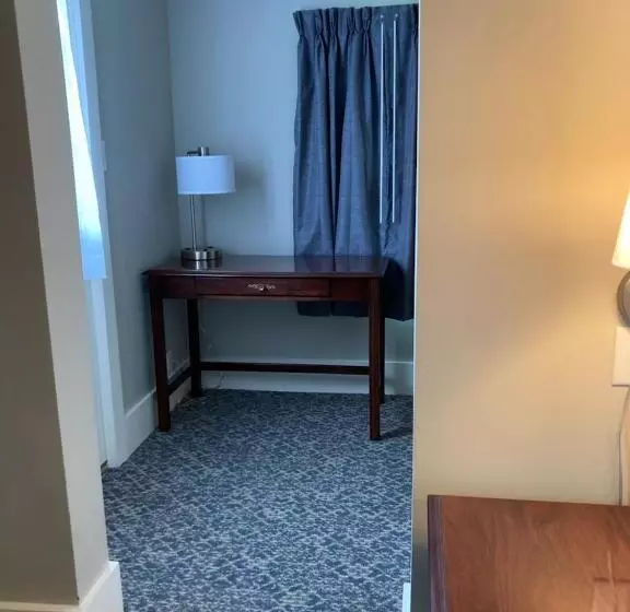 デラックスルーム, Country Squire Inn And Suites