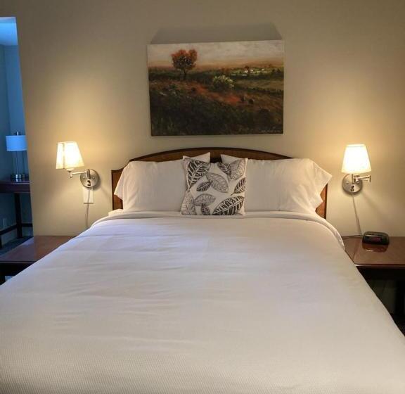 Номер Deluxe, Country Squire Inn And Suites