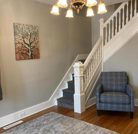 Номер Deluxe Кровать Кинг, Country Squire Inn And Suites