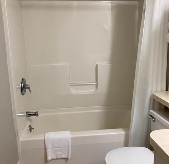 Номер Deluxe Кровать Кинг, Country Squire Inn And Suites