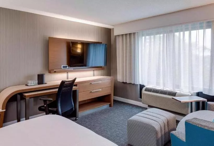 اتاق استاندارد با تخت بزرگ, Courtyard By Marriott Portsmouth