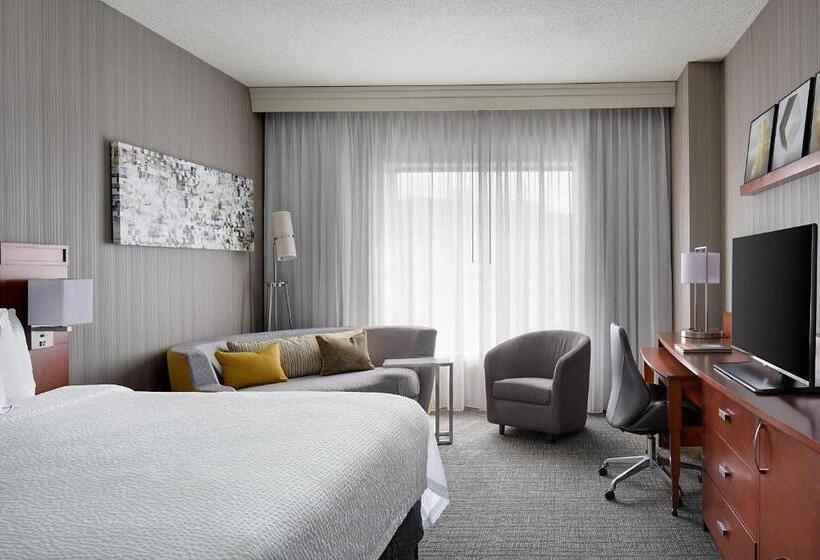 Номер Стандарт Кровать Кинг Адаптированный для Инвалидов, Courtyard Grand Rapids Downtown