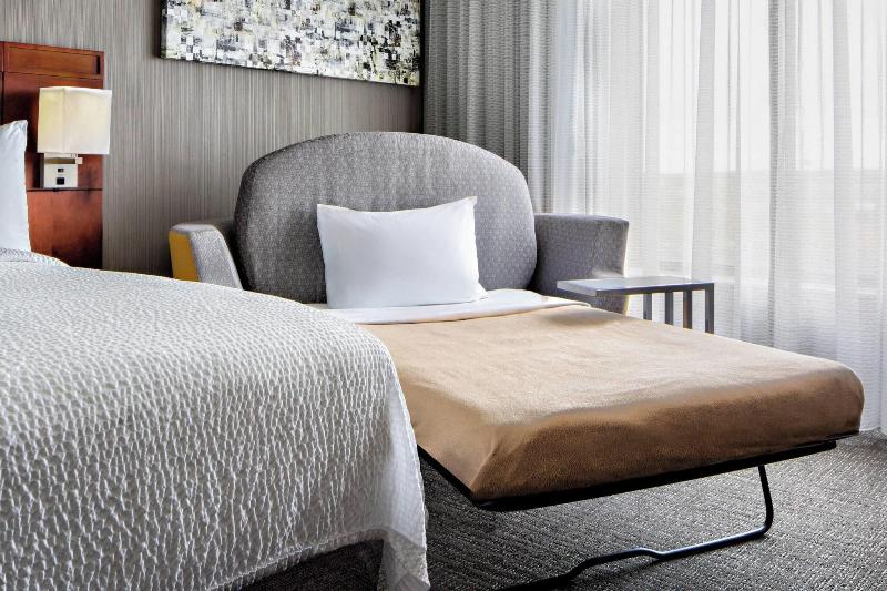 Стандартный Номер Кровать Кинг, Courtyard Grand Rapids Downtown