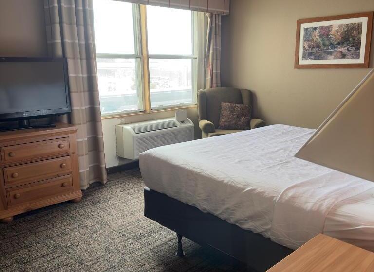 适合残疾人士使用的套间, Duluth Inn & Suites Near Spirit Mountain