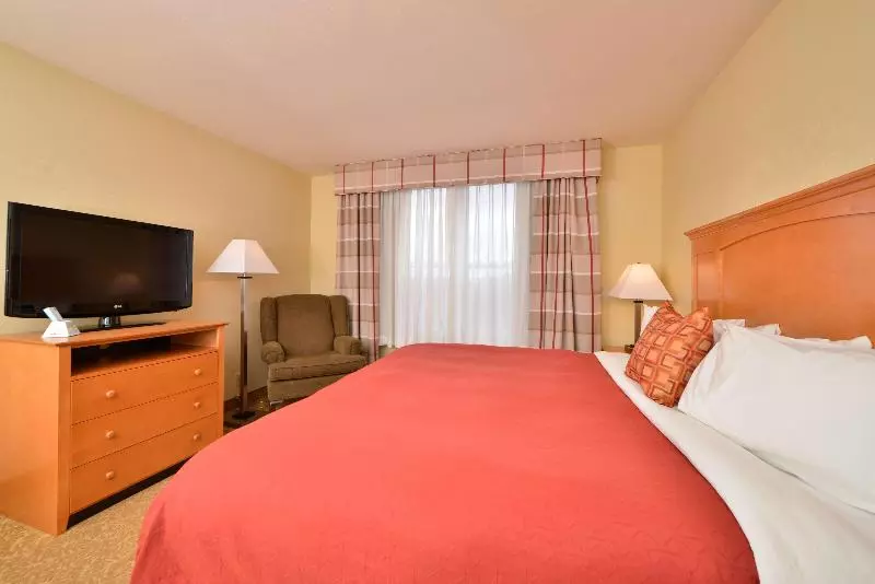 Sviitti King-vuode, Duluth Inn & Suites Near Spirit Mountain