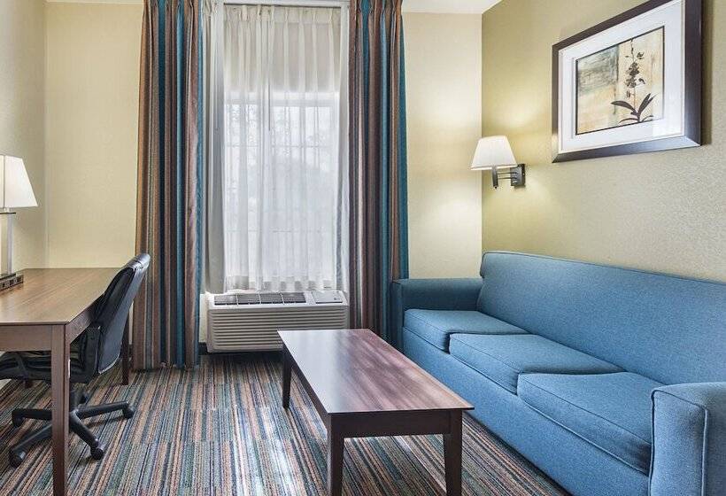 جناح, Quality Suites