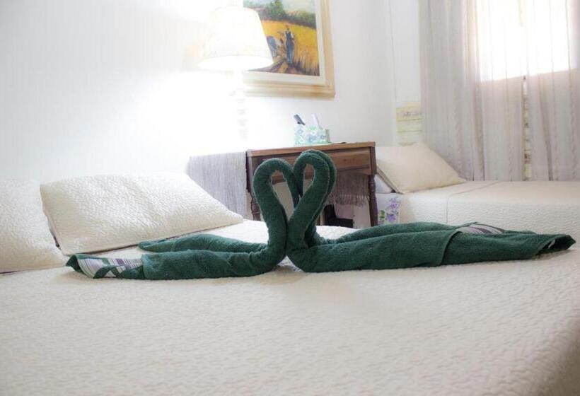 标准三人间, Pousada Canto Da Galheta