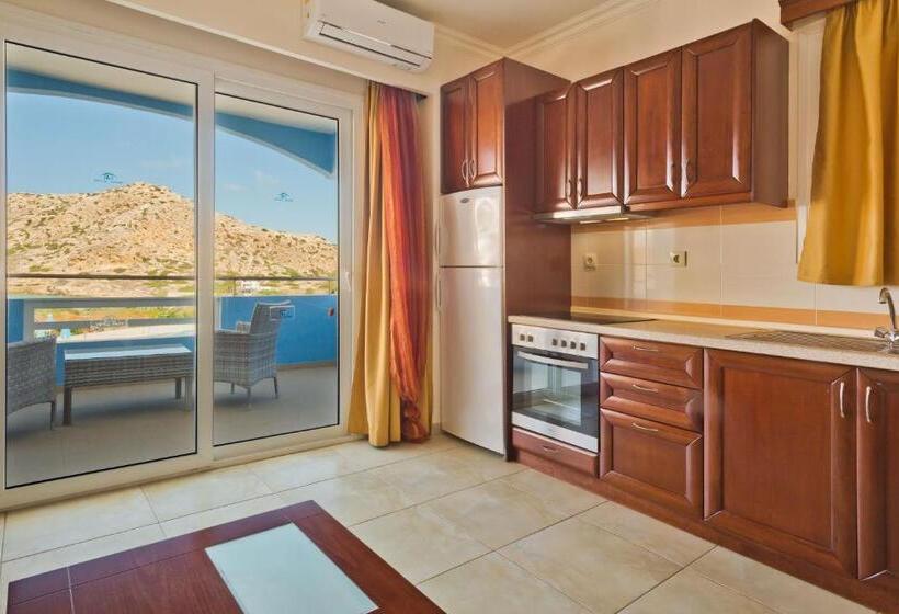 آپارتمان 1 خوابه با چشمانداز, Royal Beach