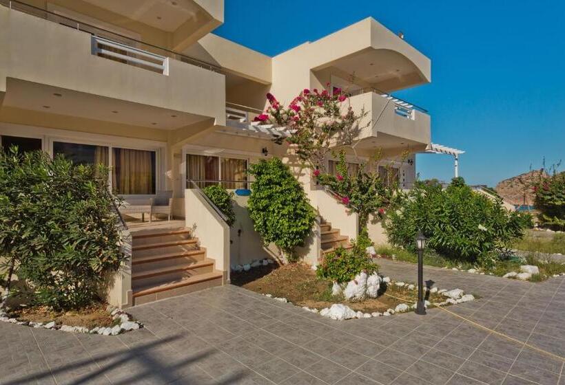 استودیو استاندارد با چشمانداز, Royal Beach