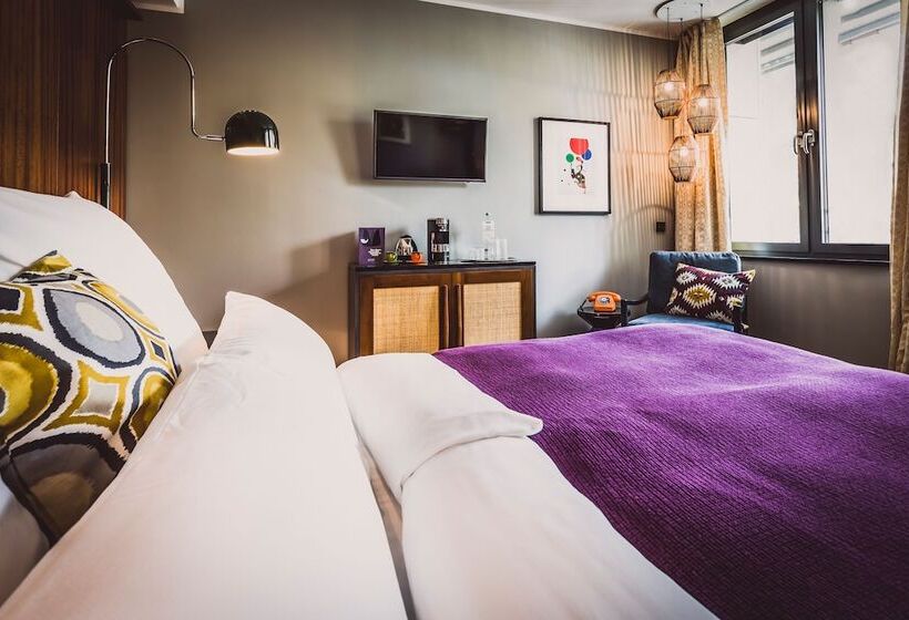 标准工作室, Henri Hotel Düsseldorf Downtown